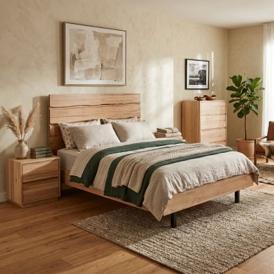 Newton Messmate Timber Bed, Queen