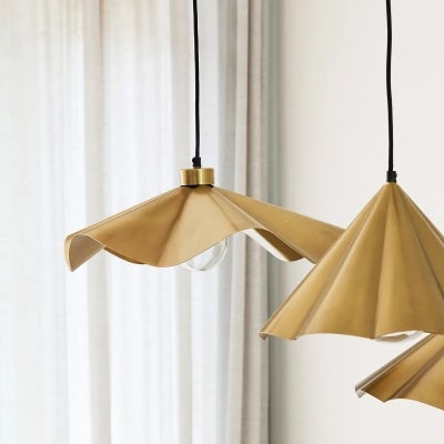 Amelisse Iron Wave Pendant Light