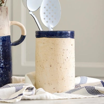 Monte Terracotta Pot, Navy / Antique White