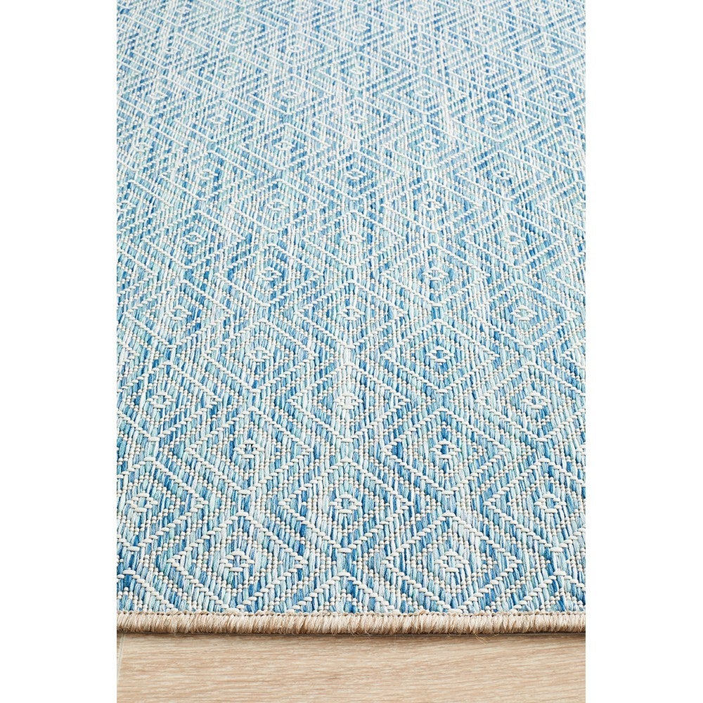 Terrance Arrow Indoor / Outdoor Rug, 300x400cm, Blue