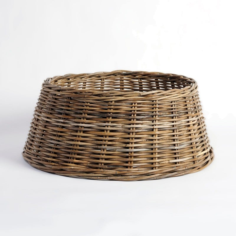 Spruce Rattan Tree Skirt