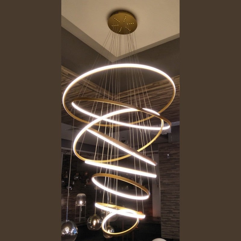 Crown LED 8 Ring Pendant Light, 3000K, Gold