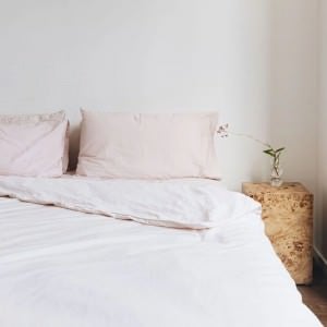 Bambury Bulbul Marshmallow Cloud Cotton Quilt Cover Set, Queen
