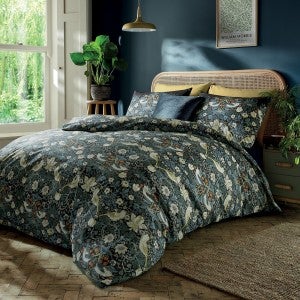 William Morris Strawberry Thief Cotton Quilt Cover Set, King, Indigo