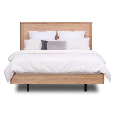 Luca Tasmanian Oak Timber Floating Platform Bed, Queen 