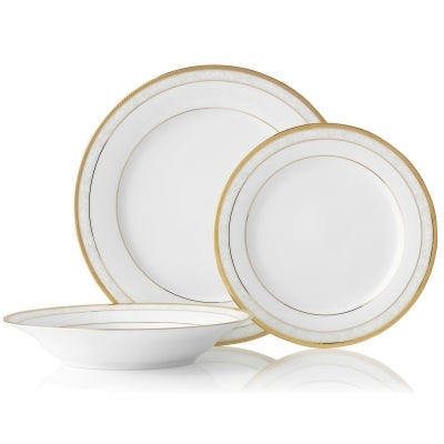 Noritake Hampshire Gold Fine Porcelain 12 Piece Dinner Set