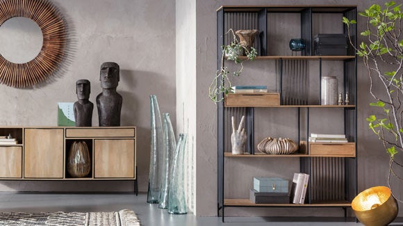 Bookshelf Design: How to Style a Bookcase